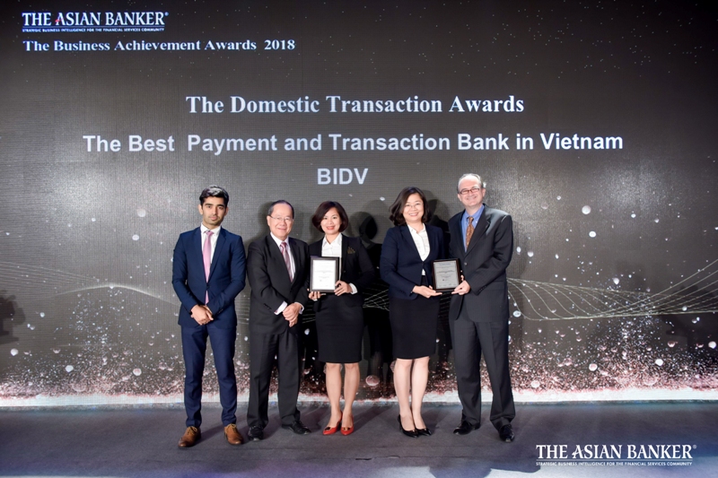 BIDV được vinh danh Ngân hàng cung cấp dịch vụ thanh toán và Ngân hàng giao dịch tốt nhất tại Việt Nam