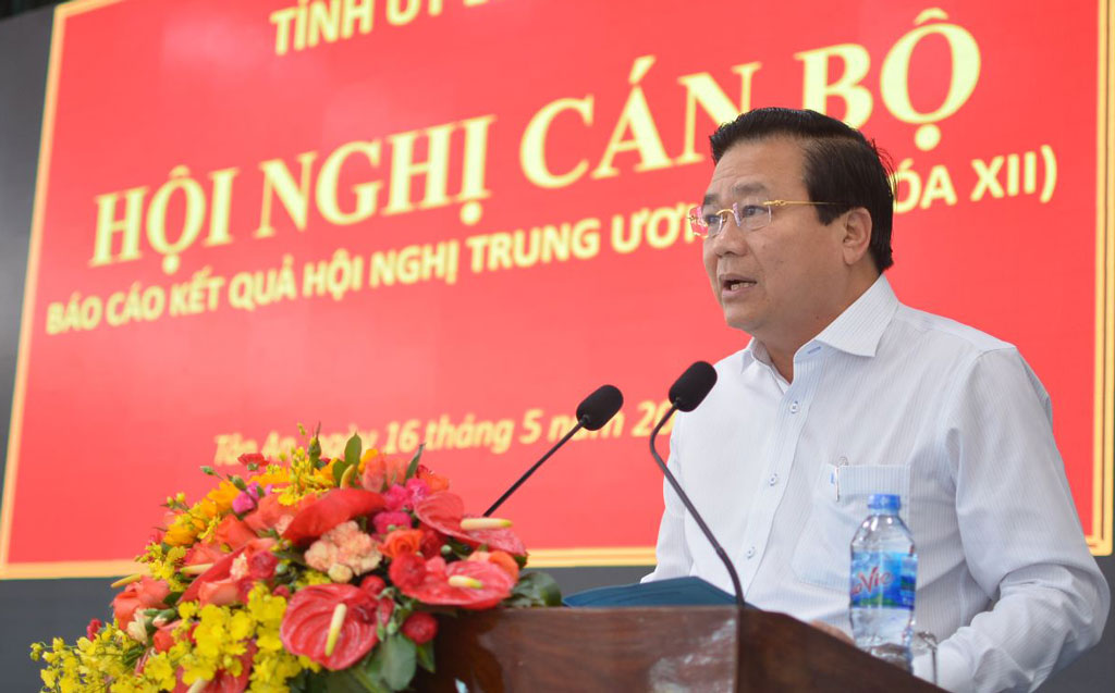Long An Thông báo nhanh kết quả Hội nghị Trung ương 7 khóa XII cho cán bộ chủ chốt