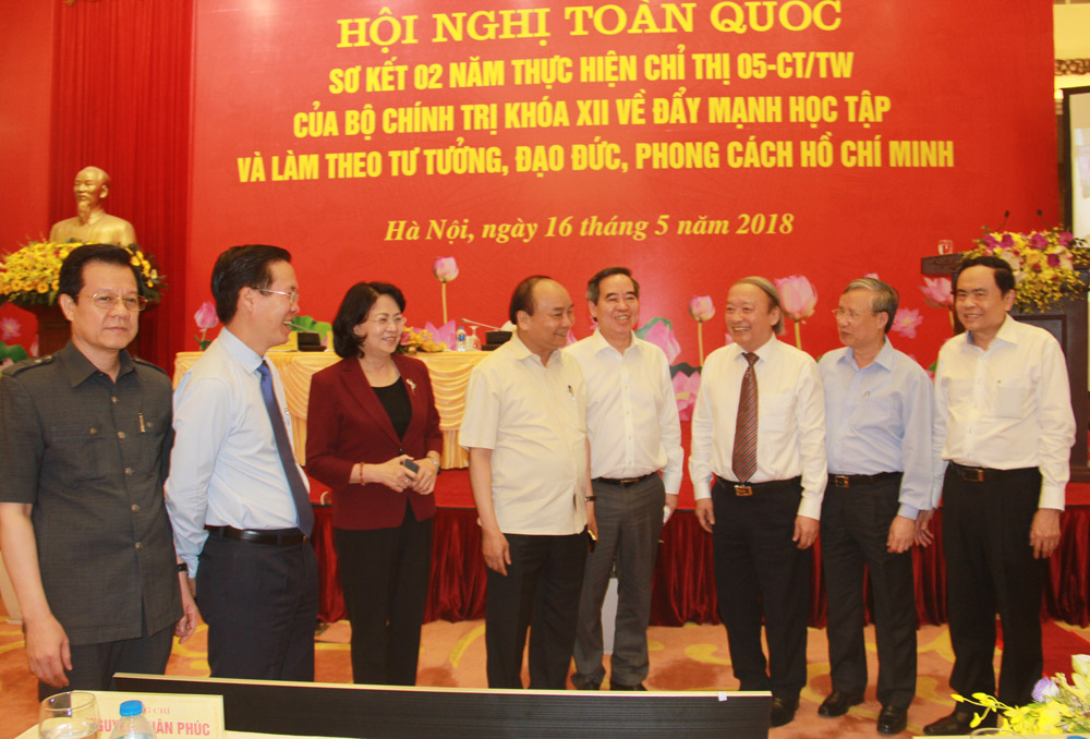 Kiên quyết khắc phục những hạn chế, tạo chuyển biến rõ nét trong thực hiện Chỉ thị 05