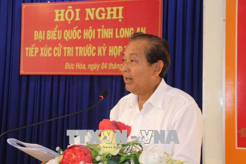 Phó Thủ tướng Trương Hòa Bình tiếp xúc cử tri tại Long An