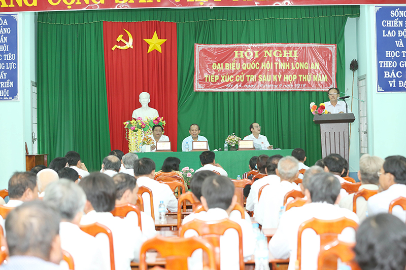 Không nghe theo kẻ xấu làm mất an ninh trật tự, ảnh hưởng đến đời sống của nhân dân