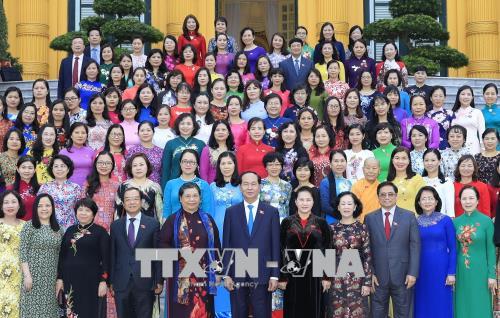 Chủ tịch nước gặp mặt các nữ đại biểu Quốc hội khóa XIV