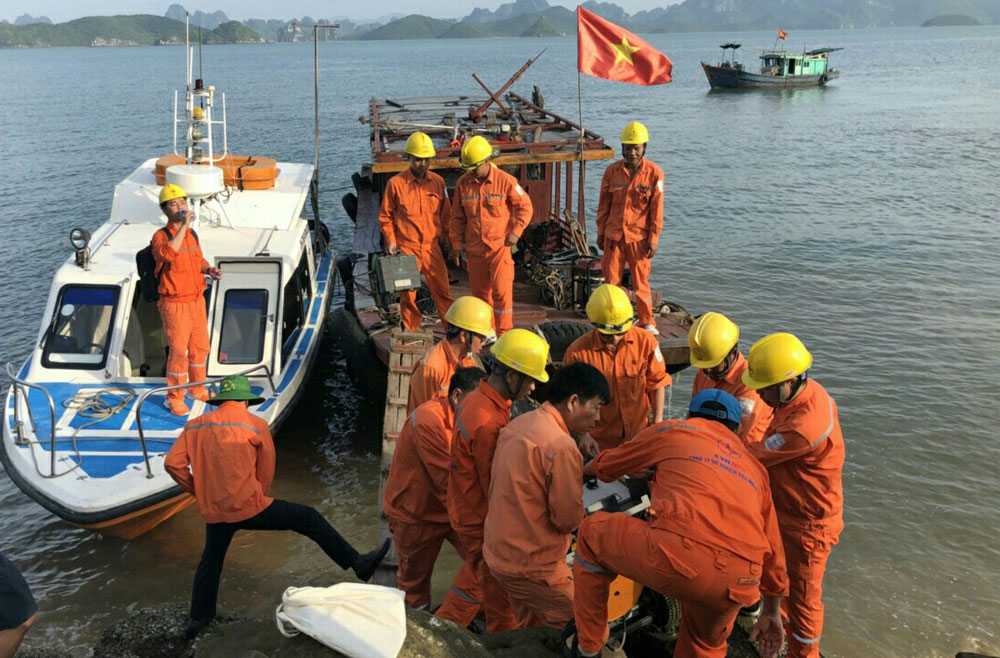 Đã xác định được khu vực cáp ngầm cấp điện cho đảo Cô Tô bị sự cố