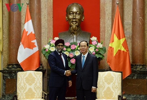 Chủ tịch nước tiếp Bộ trưởng Bộ Quốc phòng Canada