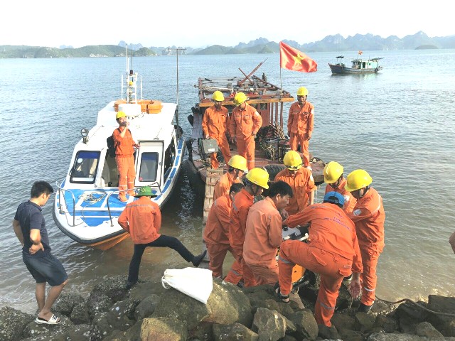 Khẩn trương khắc phục sự cố mất điện tại Cô Tô, Vân Đồn