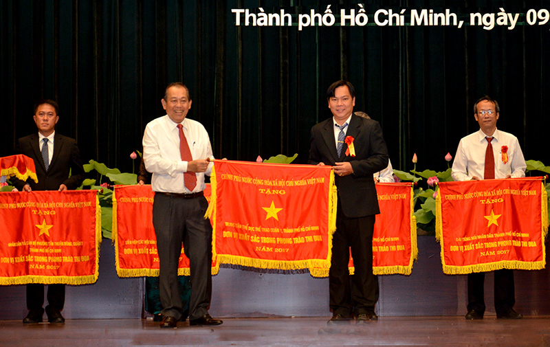 TP Hồ Chí Minh tuyên dương 290 tập thể, cá nhân điển hình tiên tiến