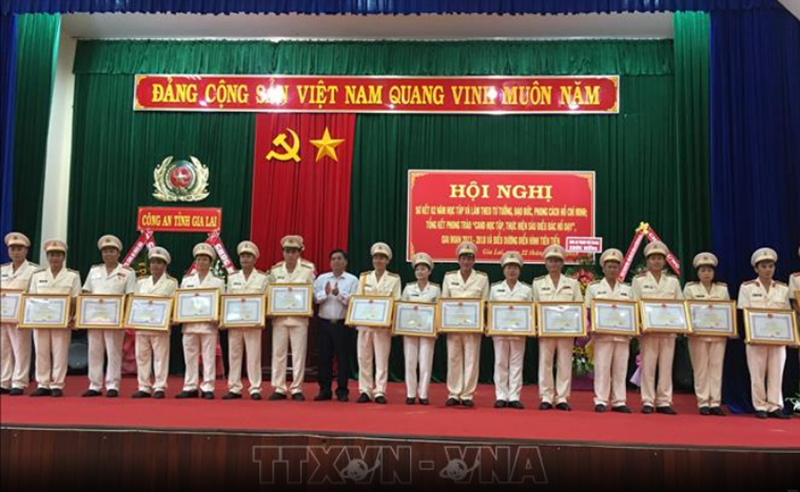 Công an Gia Lai tích cực học tập, thực hiện 6 điều Bác Hồ dạy