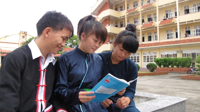 Tiếp tục hỗ trợ đầu tư xây dựng cơ sở vật chất cho các trường phổ thông dân tộc nội trú
