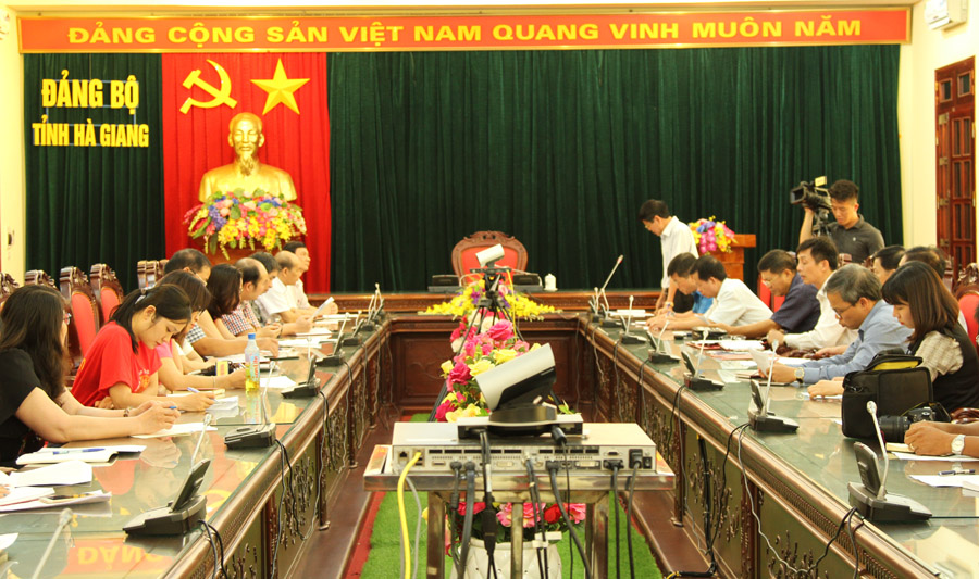 Bộ công cụ 27 biểu hiện suy thoái ở Hà Giang- thước đo tư tưởng và trách nhiệm của cán bộ, đảng viên