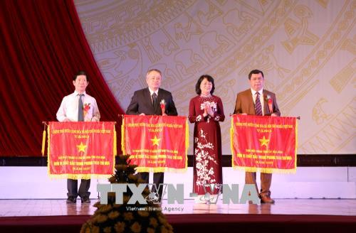 Phó Chủ tịch nước dự Lễ phát động thi đua yêu nước tại tỉnh Hòa Bình ​