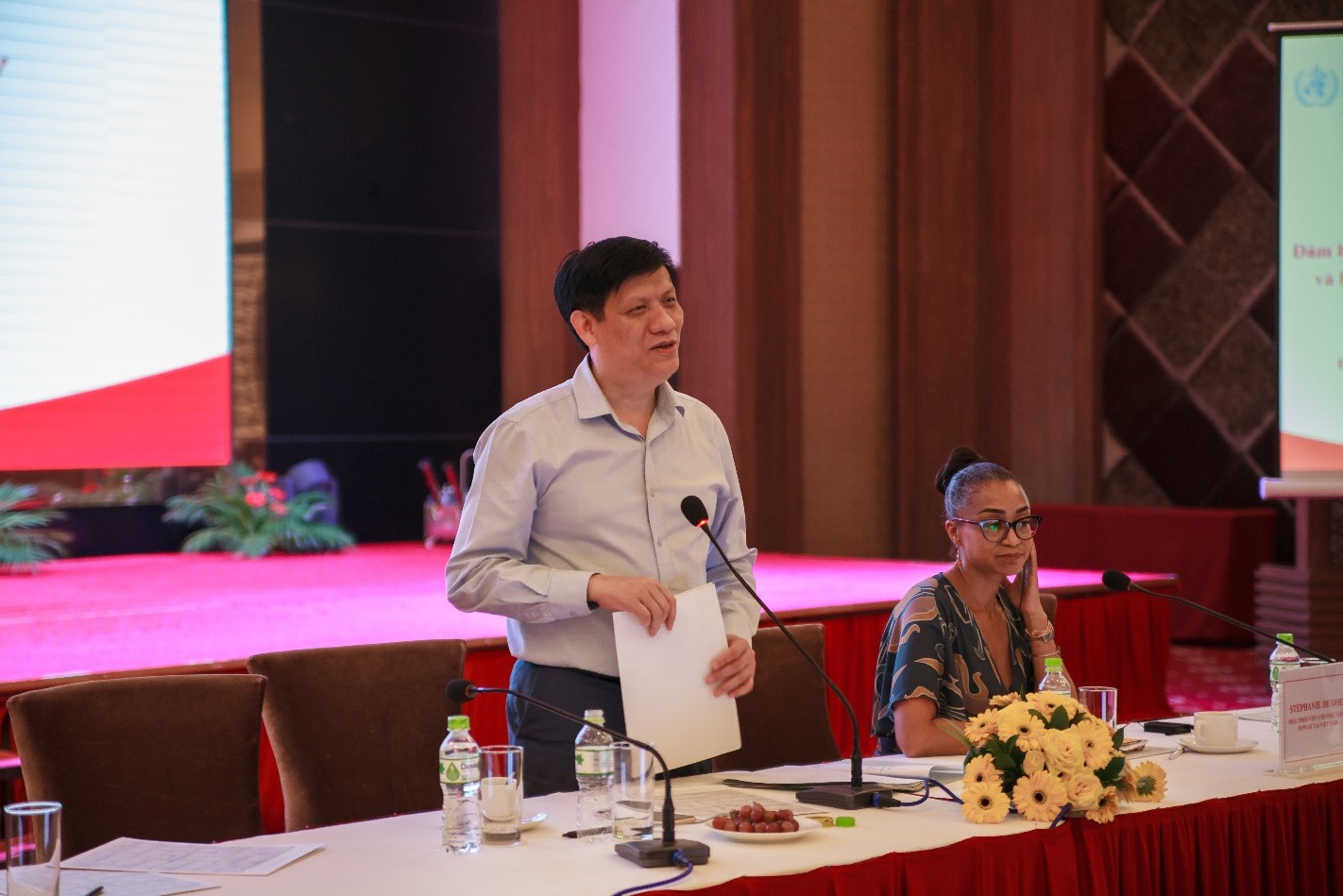 Bảo hiểm y tế cho người nhiễm HIV Cột sống chương trình điều trị HIV AIDS bền vững của quốc gia