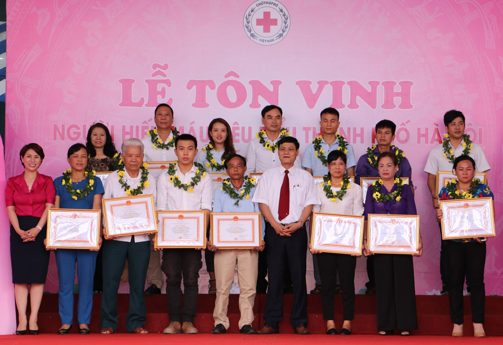 Nhân lên những tấm lòng nhân ái