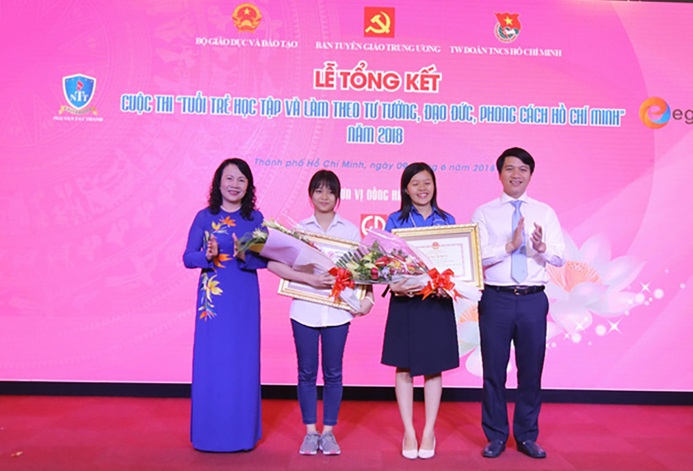 Rèn luyện và học tập theo lời Bác Hồ dạy ​