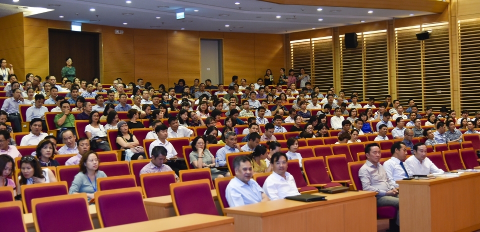 Đảng bộ Bộ Ngoại giao học tập, quán triệt và triển khai thực hiện Nghị quyết Hội nghị lần thứ 7