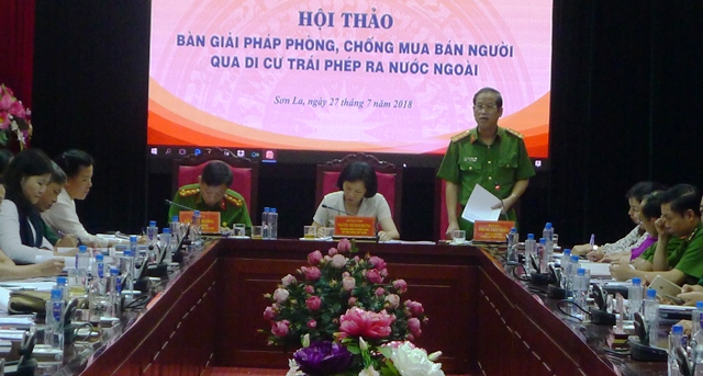 Bàn giải pháp chống mua bán người thông qua di cư trái phép ra nước ngoài