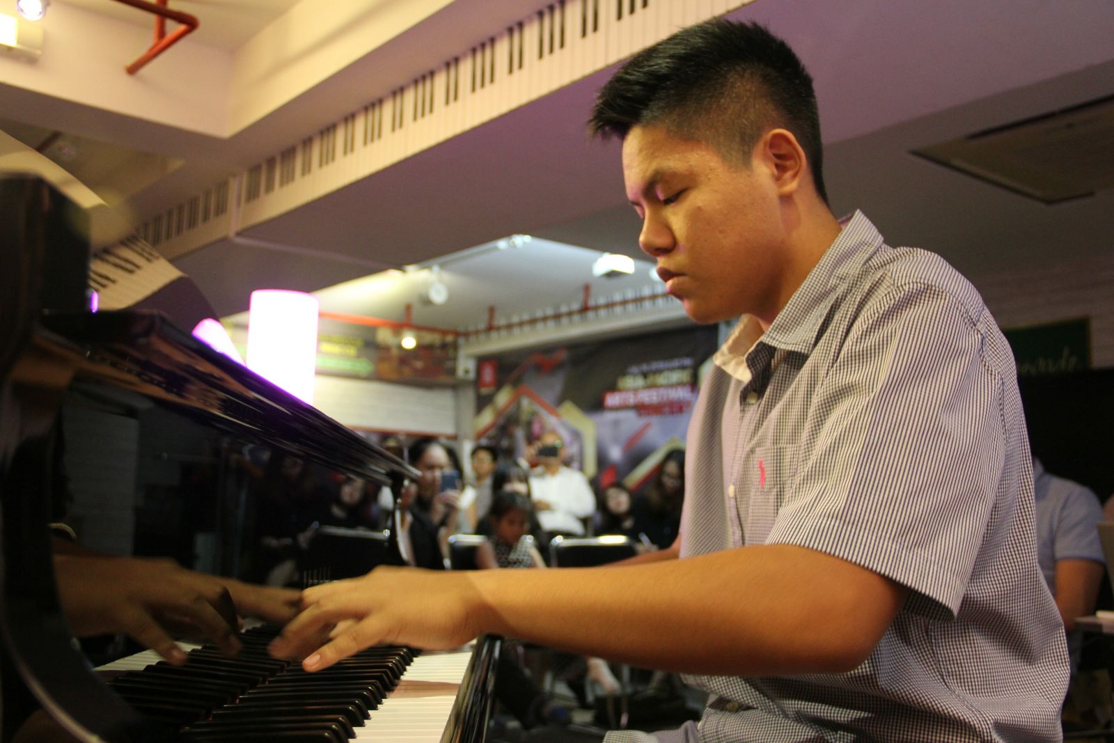 Học viên Ly Tyann  Nhà Vô Địch Asia-Pacific Arts Festival 2018