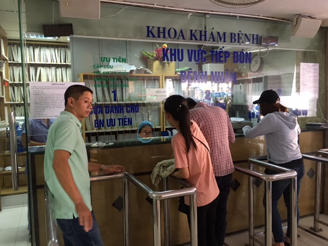 Có 60 tỉnh, thành chi vượt quỹ khám chữa bệnh BHYT
