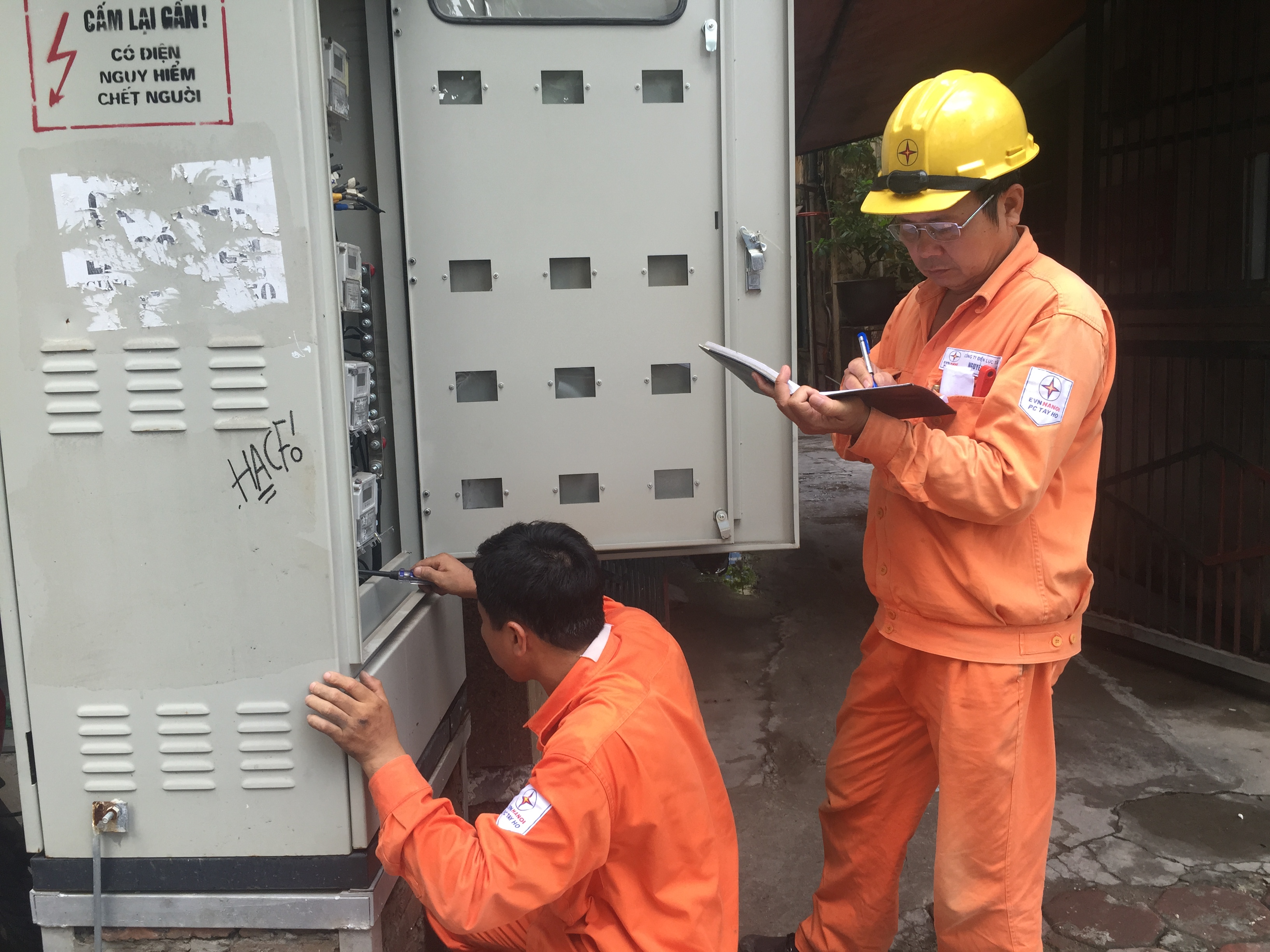 Tiêu thụ điện tháng 7 2018 tăng cao đột biến