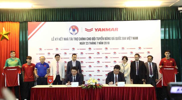 Yanmar là nhà tài trợ chính cho đội tuyển bóng đá Quốc gia Việt Nam