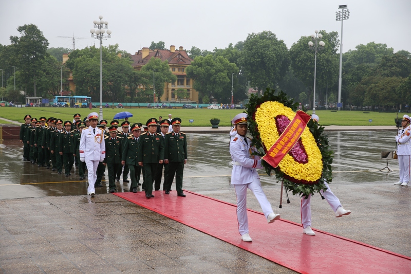 Đoàn Quân ủy Trung ương, Bộ Quốc phòng tưởng niệm các anh hùng liệt sỹ và viếng Chủ tịch Hồ Chí Minh