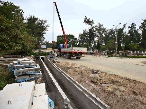 Phó Thủ tướng Vương Đình Huệ trả lời chất vấn của đại biểu Quốc hội