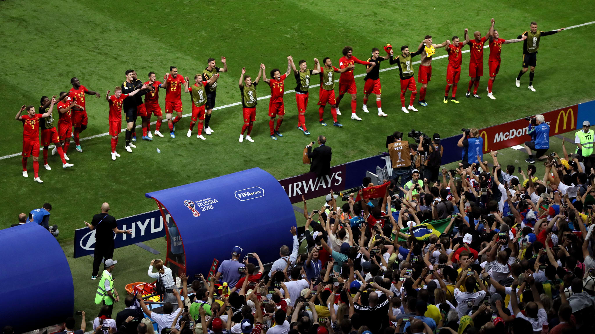 Bỉ tiễn Brazil về nước, World Cup trở thành Euro