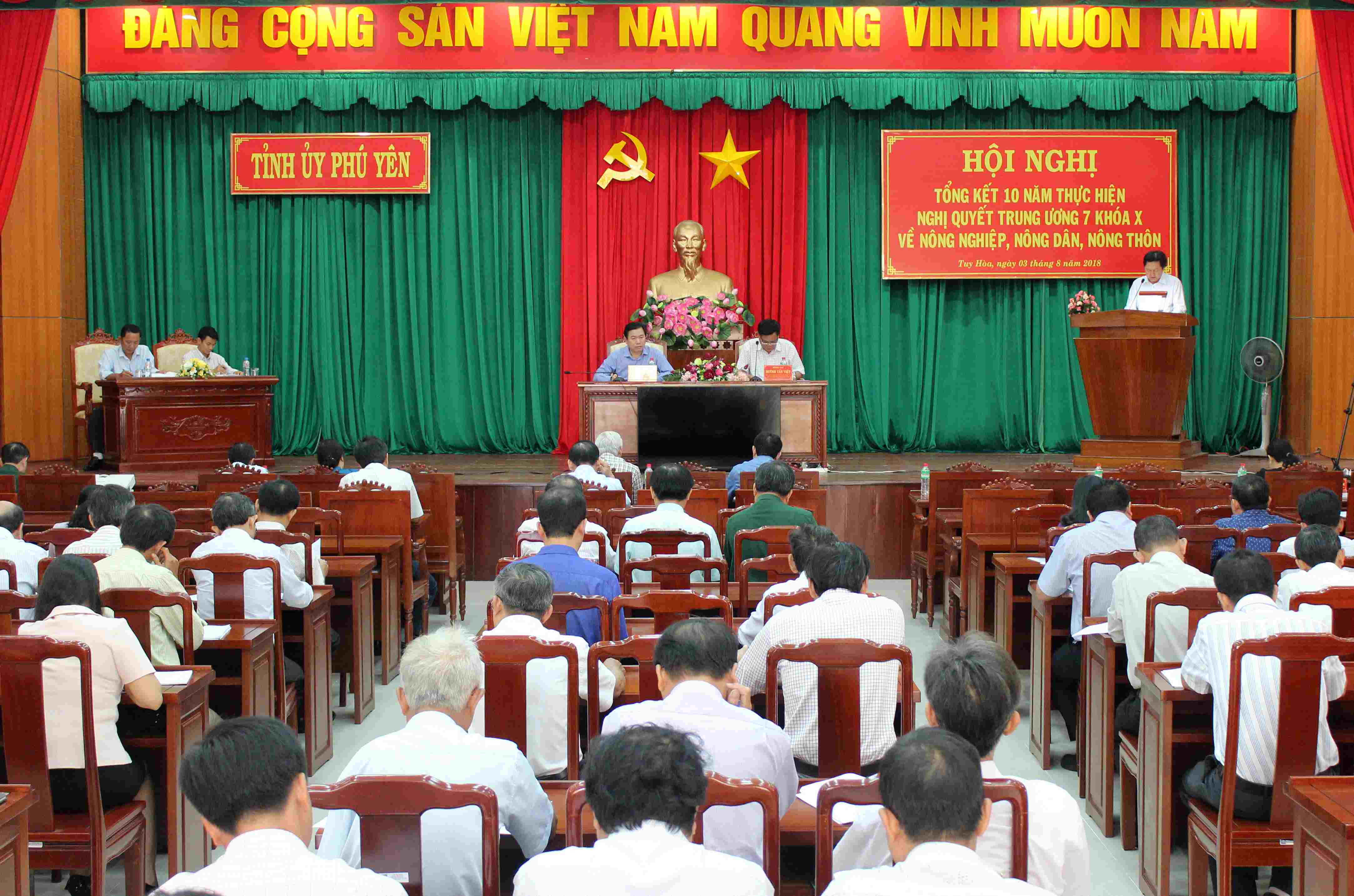 Phú Yên Nhiều kết quả quan trọng trong thực hiện Nghị quyết Trung ương 7 khóa X
