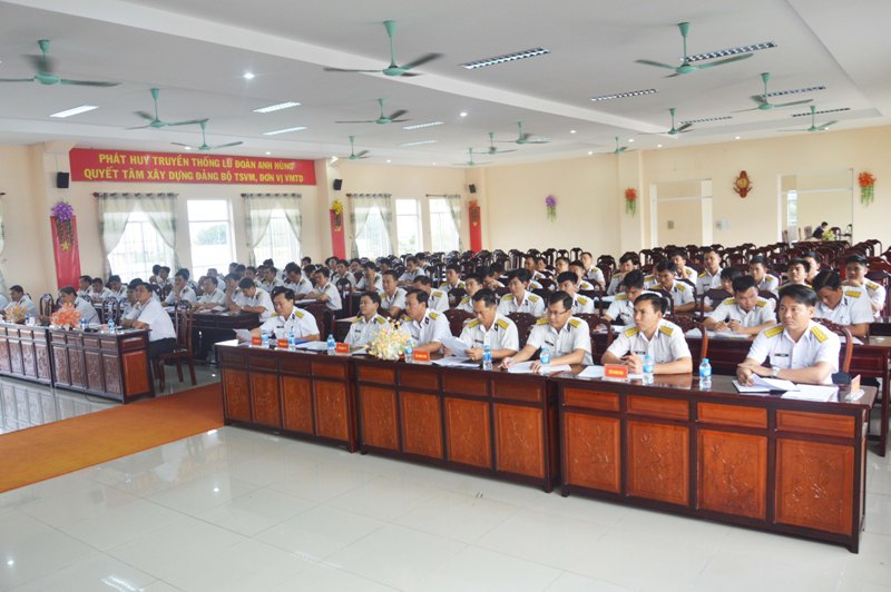 Tích cực nâng cao chất lượng huấn luyện, đáp ứng yêu cầu nhiệm vụ
