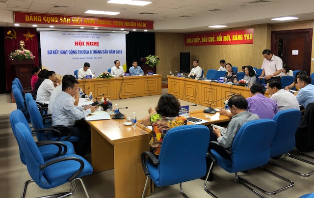 Đổi mới công tác thi đua - khen thưởng, nắm chắc tình hình nhân dân