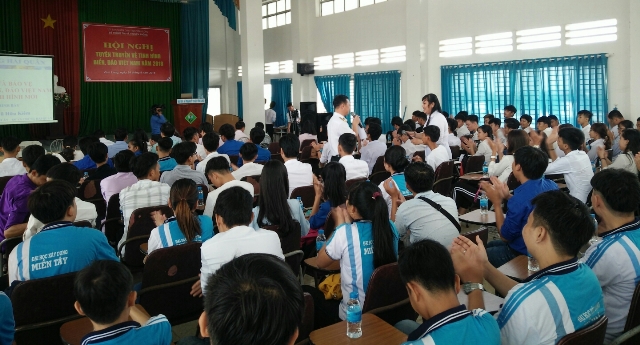 Vĩnh Long tổ chức hội nghị tuyên truyền về tình hình biển, đảo