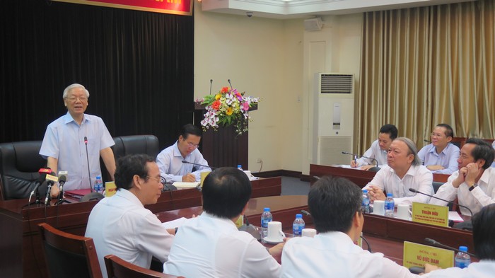 Để công tác tuyên giáo hoàn thành tốt nhiệm vụ xây dựng Đảng về chính trị, tư tưởng