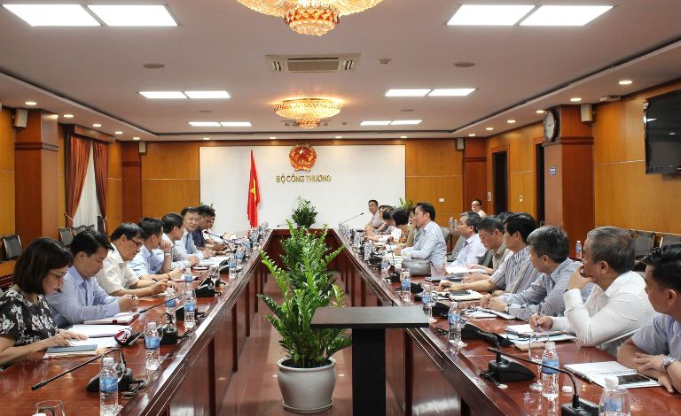 Bộ Công Thương làm việc với Đoàn Trưởng Cơ quan đại diện nhiệm kỳ 2018-2021