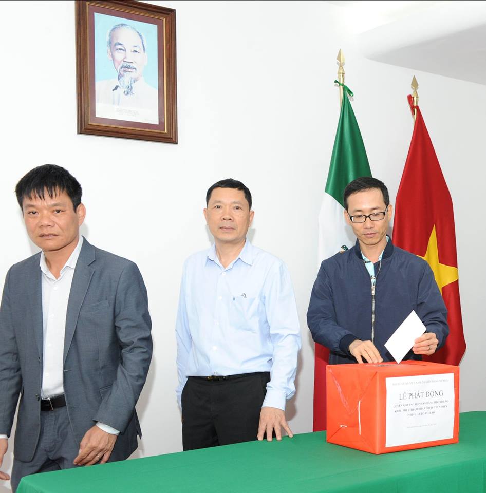 Quyên góp ủng hộ nhân dân Lào bị ảnh hưởng do sự cố vỡ đập thủy điện