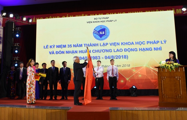 Phấn đấu để thực sự trở thành viện nghiên cứu chiến lược của Bộ, ngành Tư pháp