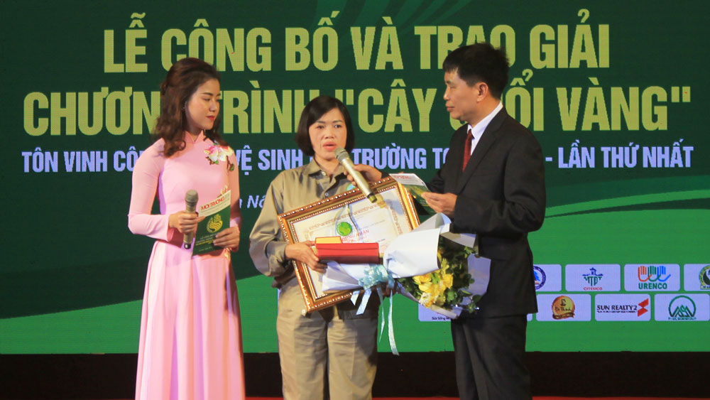 Nỗ lực vượt lên số phận, góp phần làm đẹp môi trường