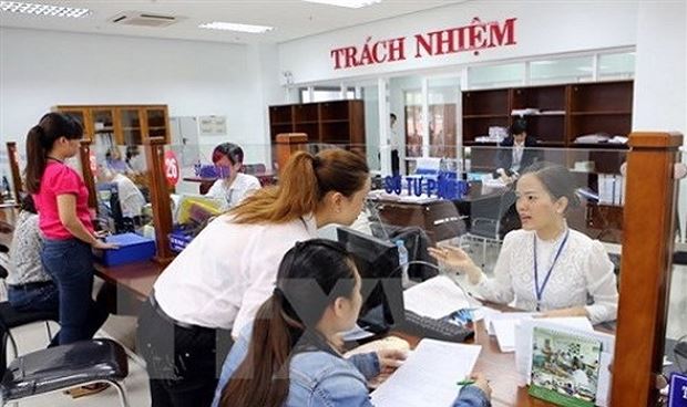 Mục tiêu cụ thể về tiếp tục đổi mới, sắp xếp tổ chức bộ máy của hệ thống chính trị