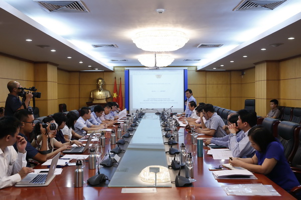 Hoàn thiện dự thảo quốc gia về môi trường đối với nước thải và khí thải công nghiệp sản xuất thép