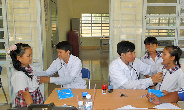 An Giang Hơn 350 nghìn học sinh sinh viên tham gia bảo hiển y tế năm học mới ​