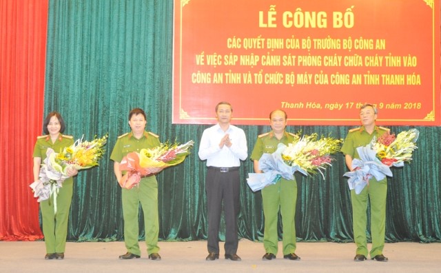 Thanh Hóa Công bố quyết định sáp nhập Cảnh sát Phòng cháy chữa cháy tỉnh vào Công an tỉnh