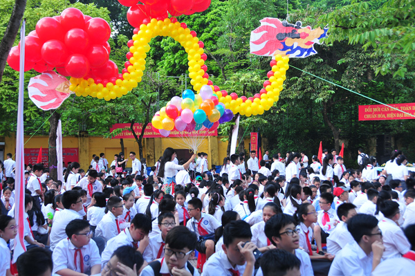 Rộn ràng Lễ khai trường tại Hà Nội