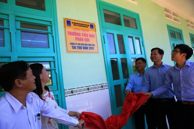Khánh thành trường tiểu học Phan Bôi do BSR tài trợ