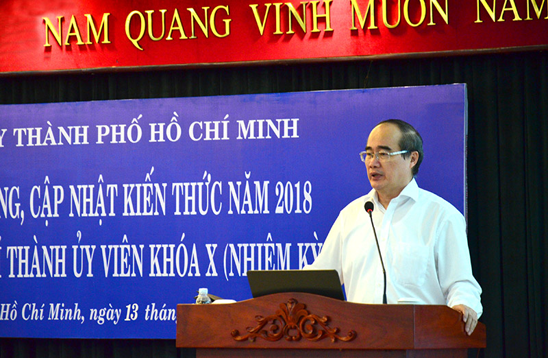 Vận dụng kiến thức đã học để làm tốt công việc tại đơn vị, địa phương
