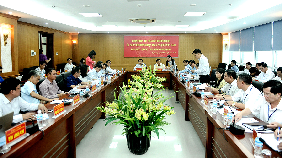 Quan tâm đào tạo, bồi dưỡng cán bộ, công chức ngành thuế, hải quan có đức, có tài