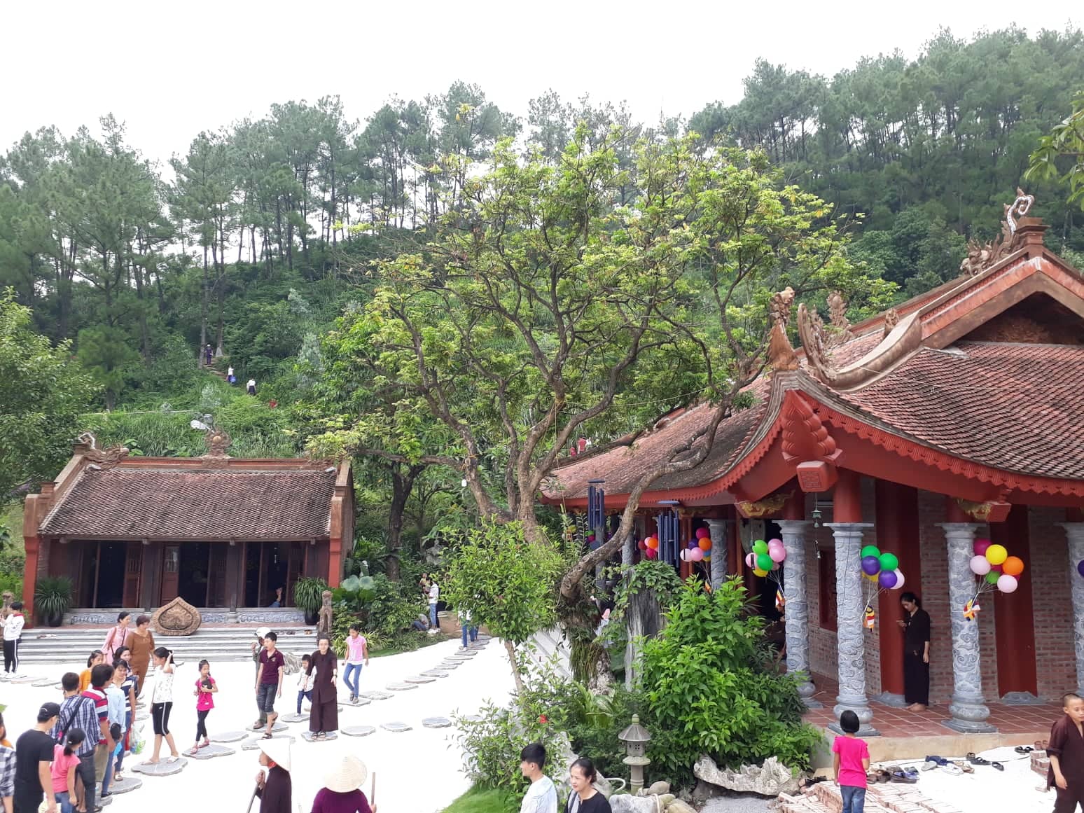 Chùa Địa Tạng Phi Lai Tự - ngôi chùa nổi tiếng với nét đẹp yên bình tại Hà Nam