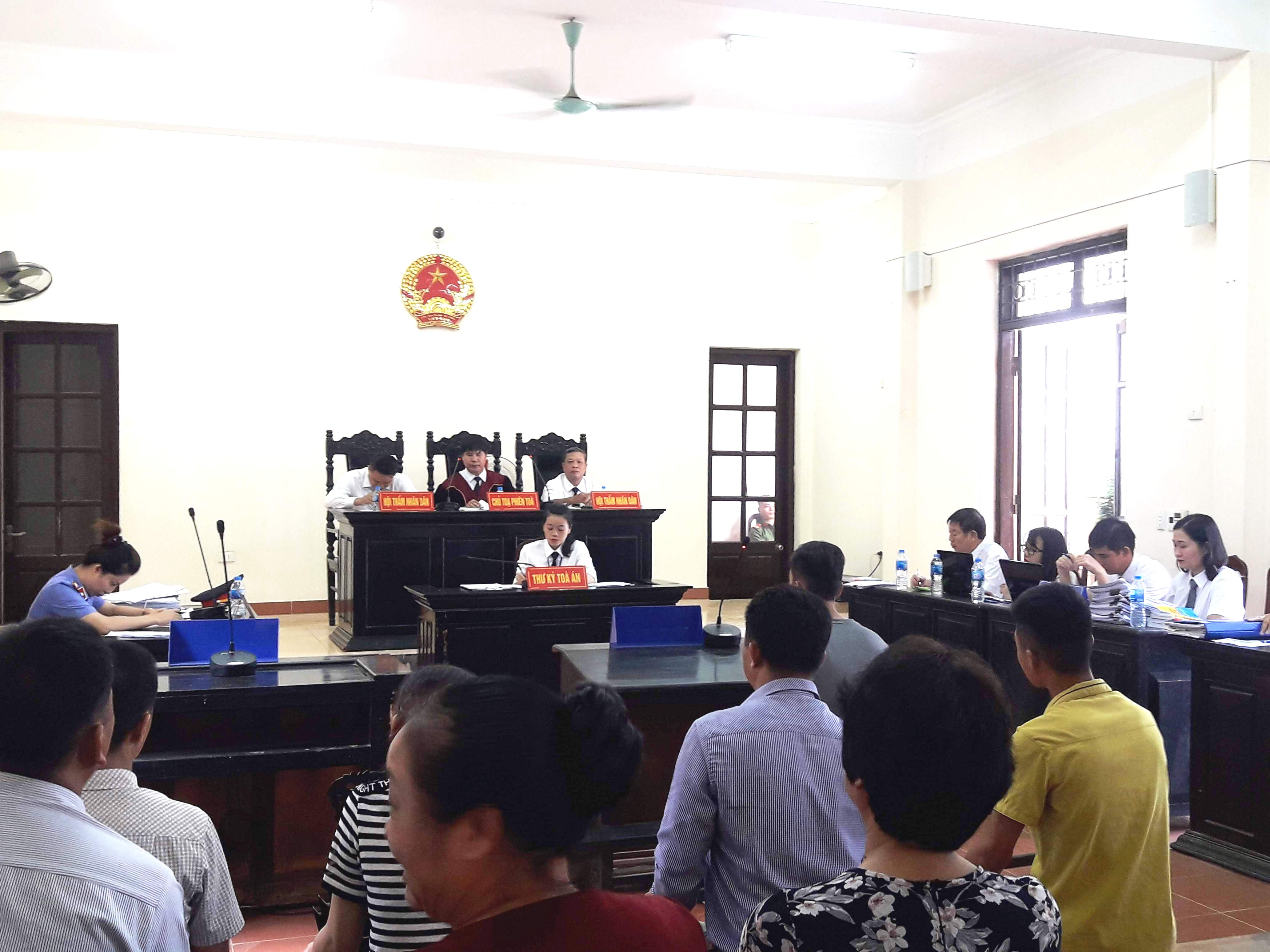 Vụ án “Nạn nhân trở thành bị cáo” Tòa án bỏ qua những tình tiết quan trọng  ​