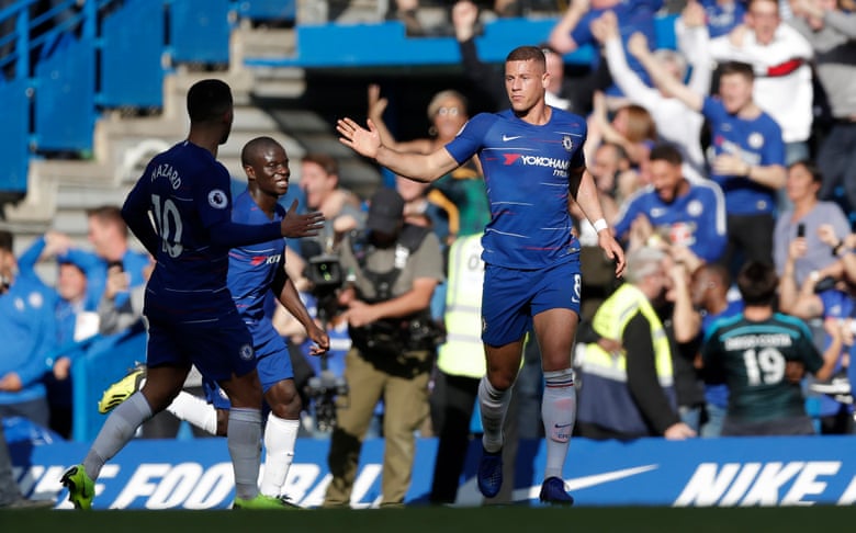 Chelsea thoát hiểm ngoạn mục tại Stamford Bridge