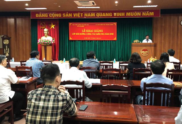 Nâng cao kiến thức chuyên môn cho cán bộ ngành kiểm tra Đảng
