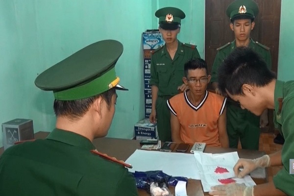 Quảng Trị Bắt đối tượng vận chuyển ma túy tổng hợp