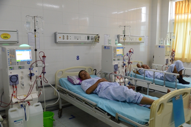 BSR tài trợ thiết bị y tế cho Bệnh viên Đa khoa Trung ương Quảng Nam