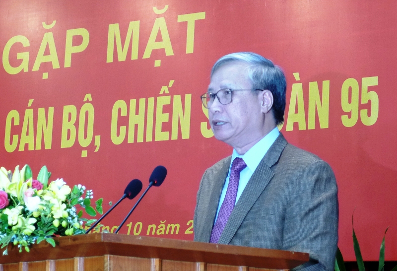 Gặp mặt các thế hệ cán bộ, chiến sĩ Đoàn 95
